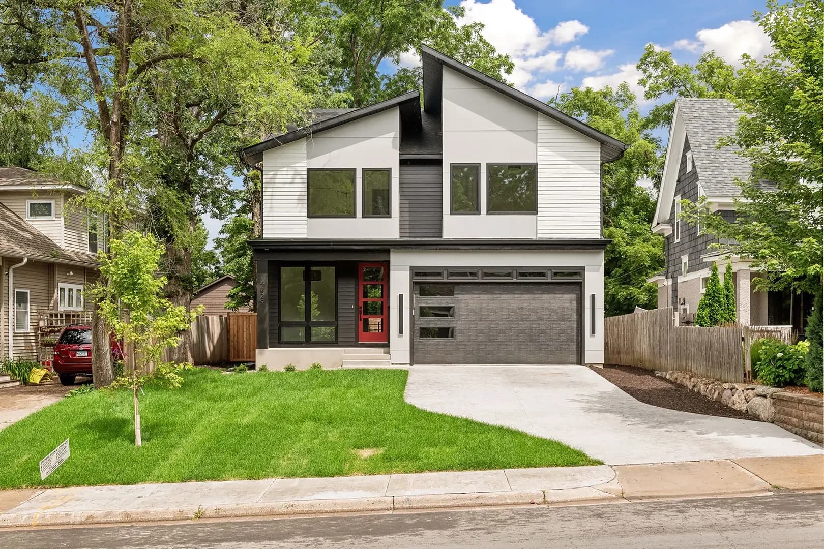 4229 France Ave S · CityLine